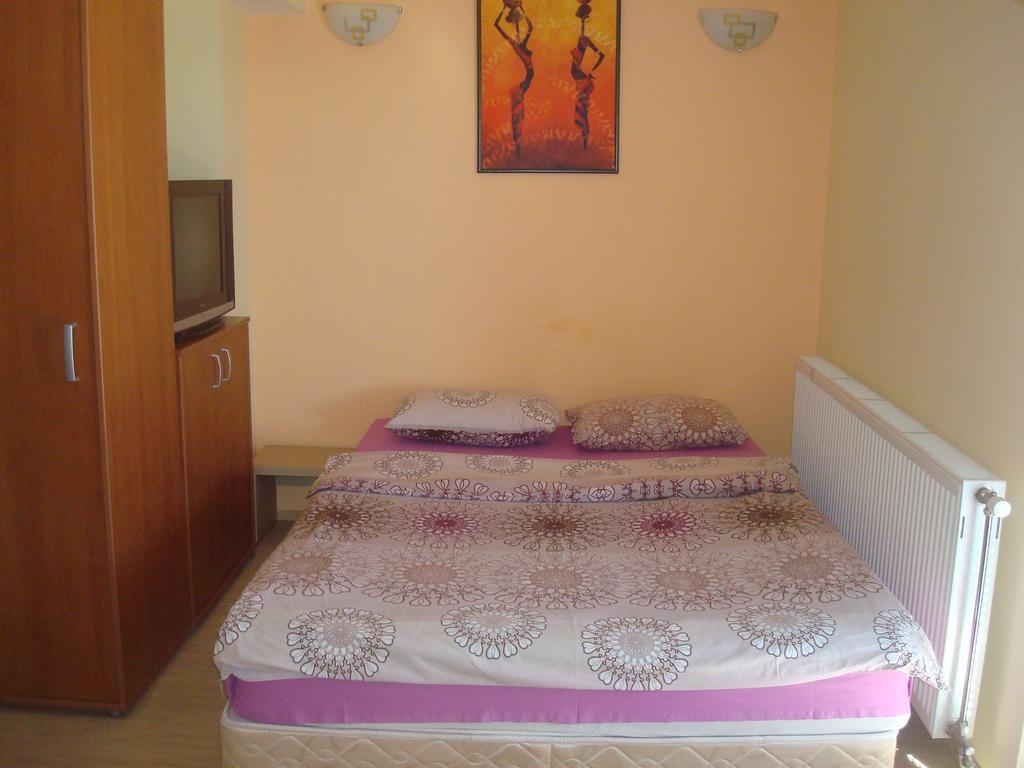 Linda Bed And Breakfast Ni Δωμάτιο φωτογραφία